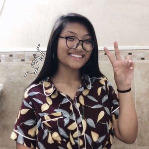 Meet your Posher, Roxanne